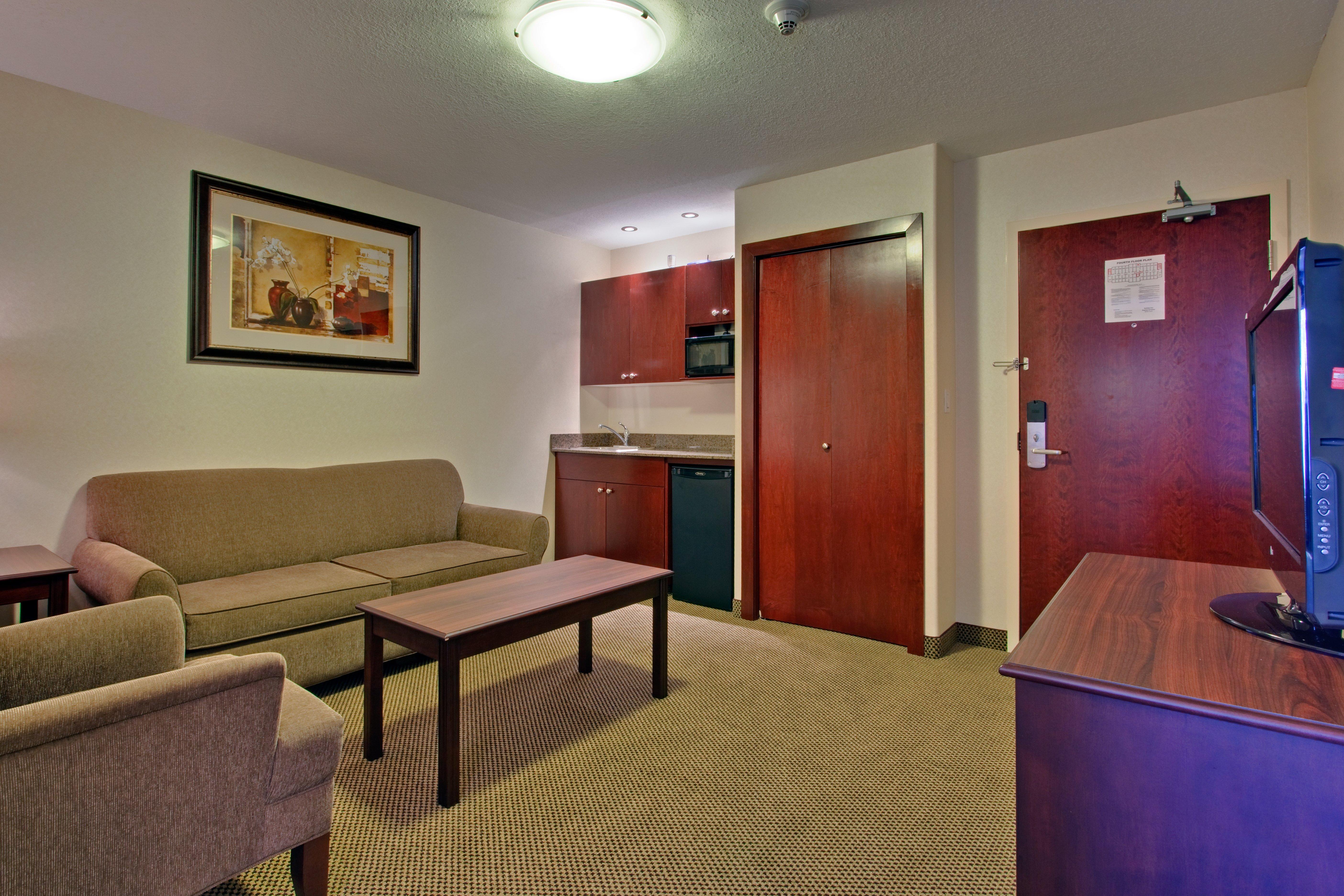 Holiday Inn Express & Suites Whitecourt By Ihg Interno foto