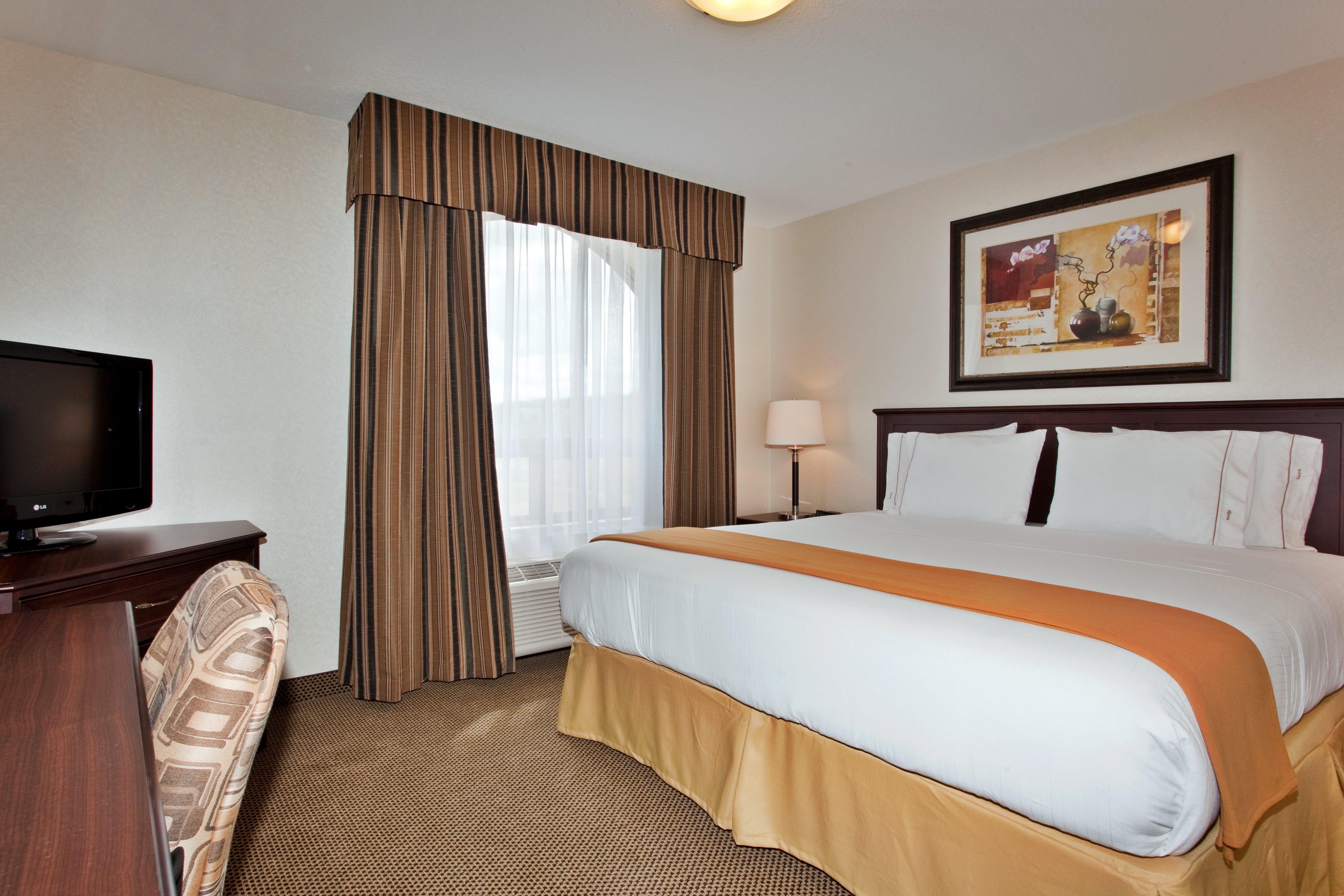 Holiday Inn Express & Suites Whitecourt By Ihg Esterno foto